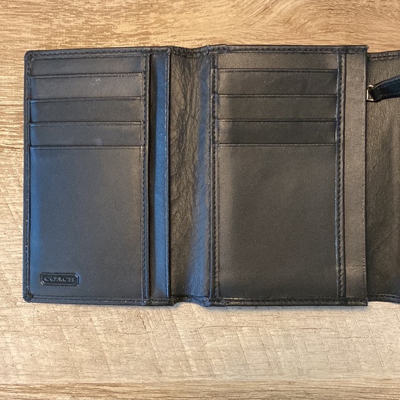 Coach Wallet - Picture 3 of 3